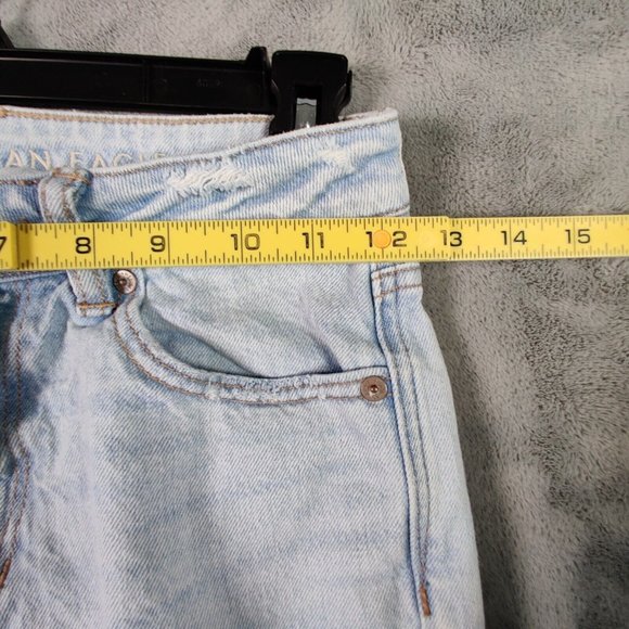 American Eagle Outfitters Light Blue High Rise Jeans - Picture 7 of 10